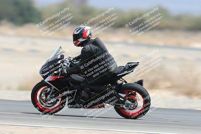 media/May-05-2025-Moto Forza (Mon) [[3c1838c5e5]]/2-B Group/Session 3 (Panning Test Turn 14 Inside)/